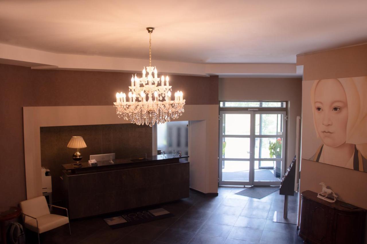 Ross Hotel Stuttgart Kültér fotó
