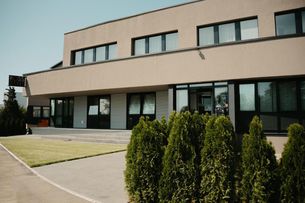 Ross Hotel Stuttgart Kültér fotó
